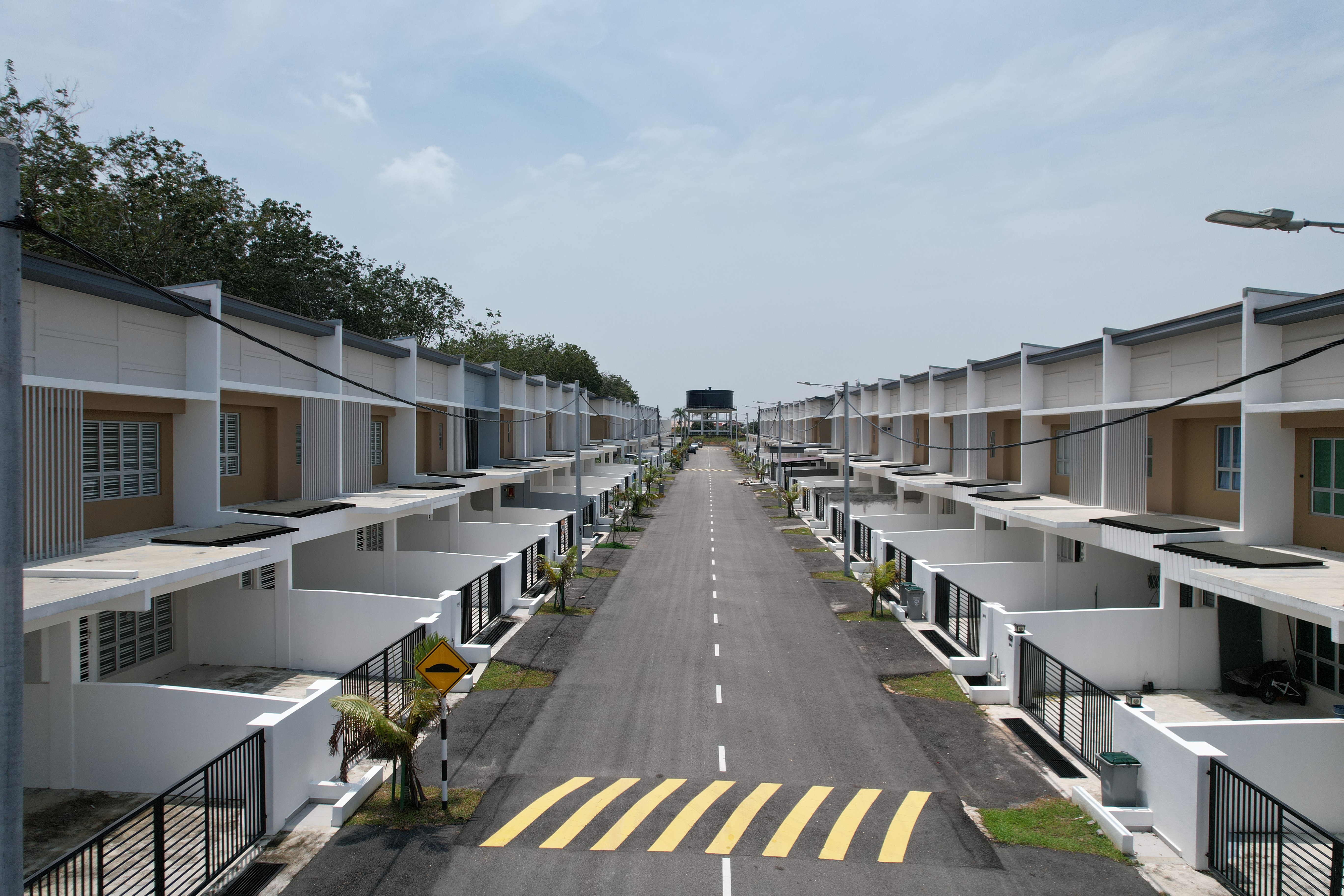 HOUSING SERKAM RIA 
